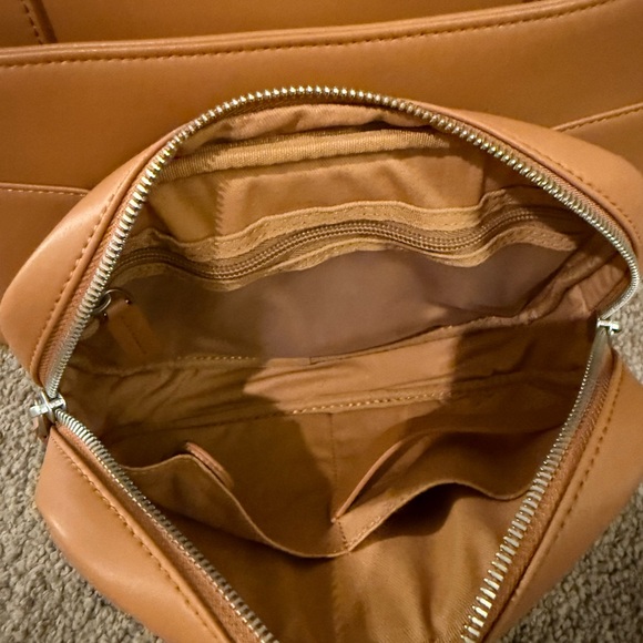 Monos Metro Duffel - Saddle Tan - Picture 5 of 10